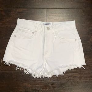 Agolde Parker Denim Short in White size 24